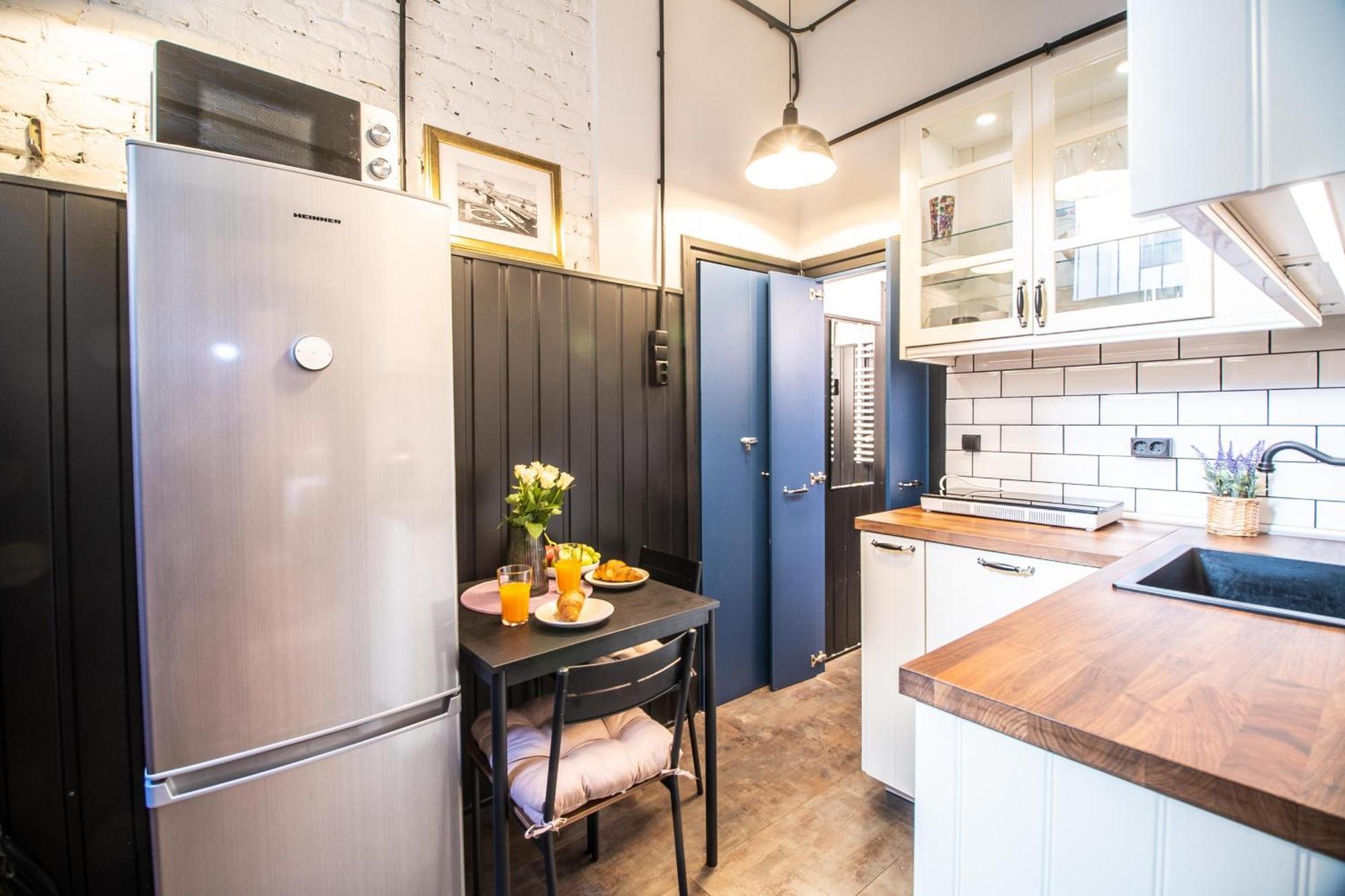 Corvin Loft Apartment Budapest Exterior photo